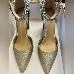 7.5 Jewel Badgley Mischka Ollie High Heel Pumps - like new!